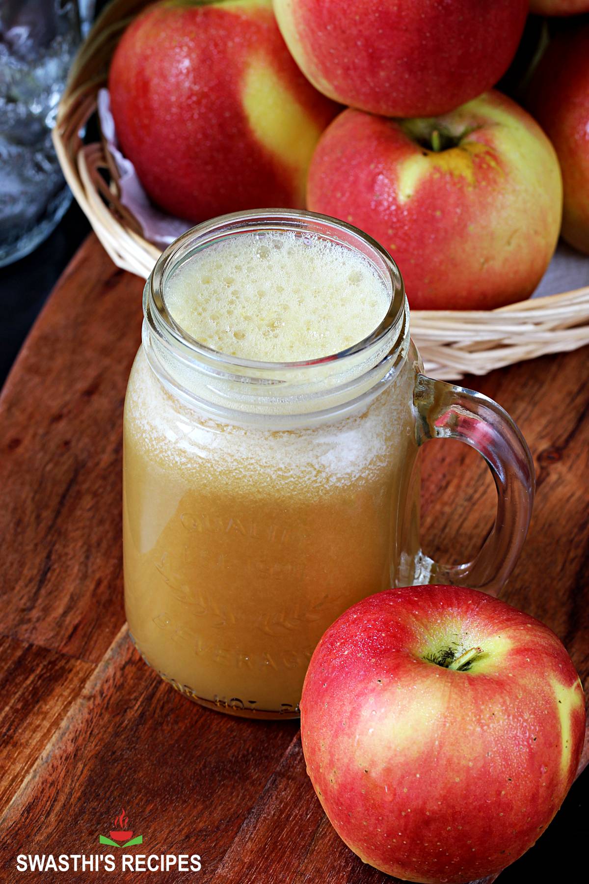 apple juice in a mason jar