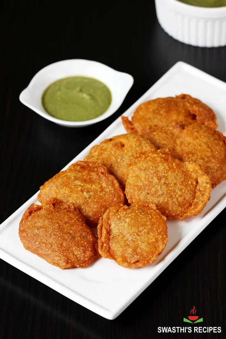 Aloo Pakora Recipe (Potato Bajji)