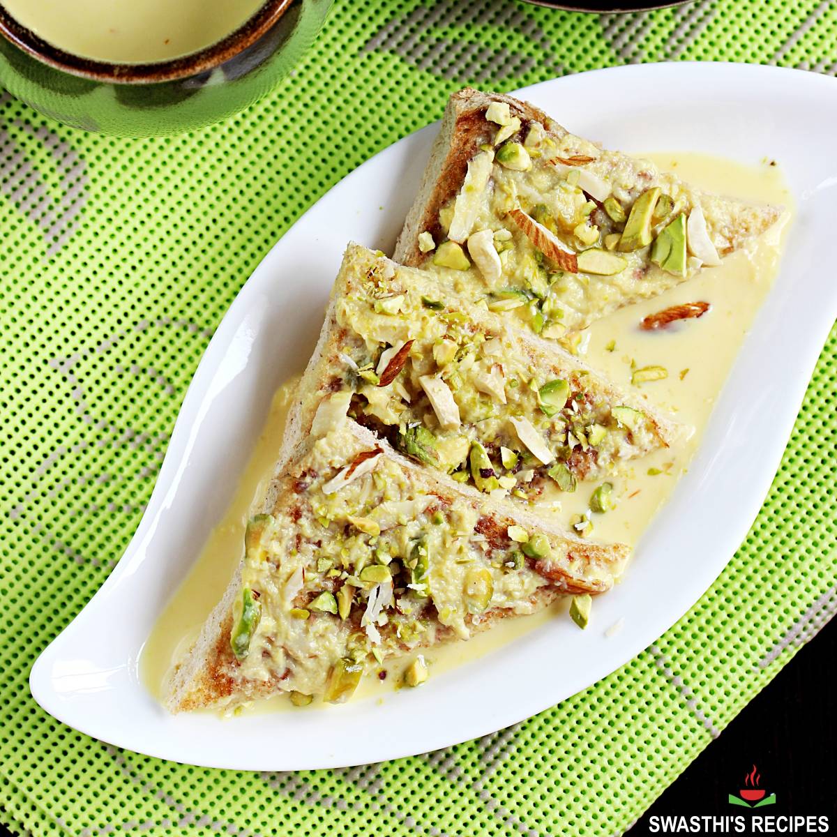 Shahi tukda recipe made with bread, milk, sugar and nuts