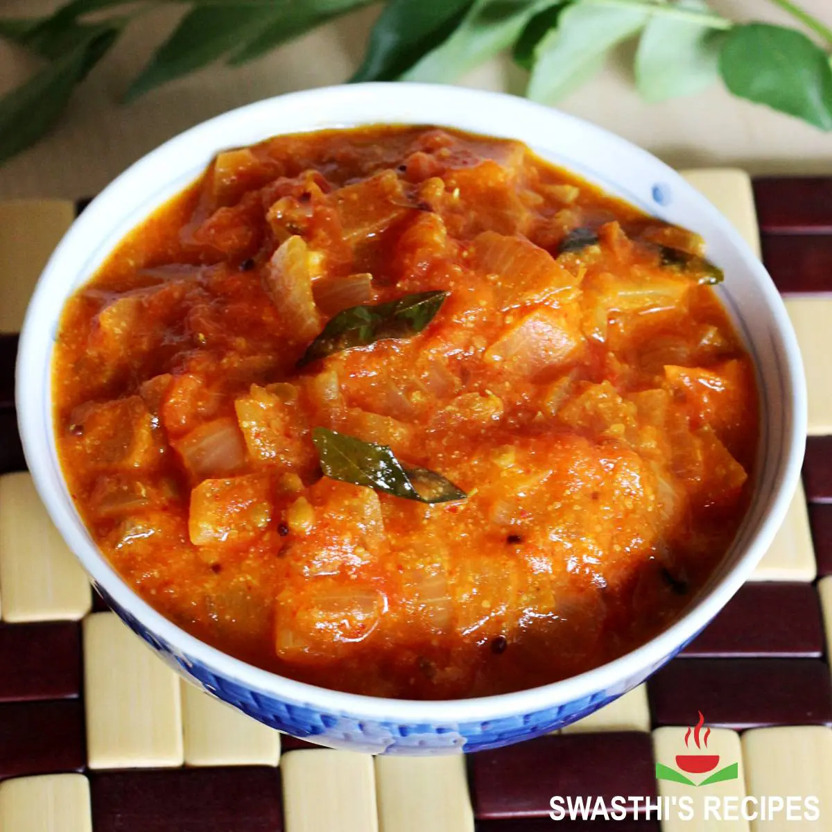 Tomato curry recipe made with fresh tomatoes, onions, spices and herbs