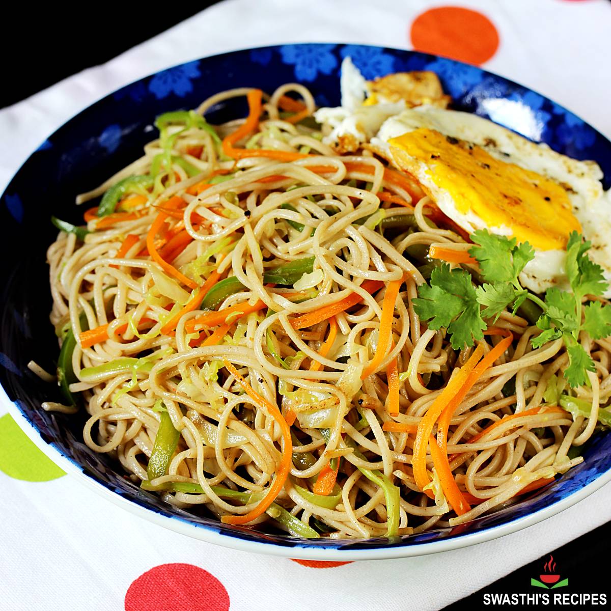 Veg noodles recipe made with vegetables, noodles and sauce