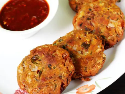 bread vada made with bread slices