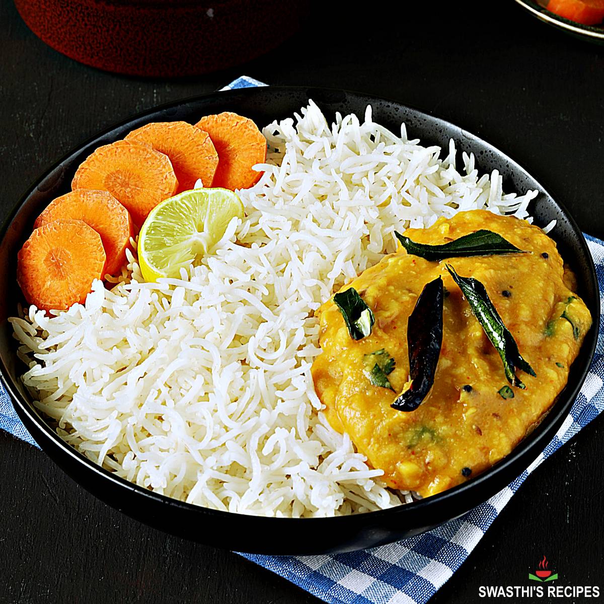 Gujarati Daal Bhaat Recipe Lila Lasan Ni Daal And Chawal 53 OFF