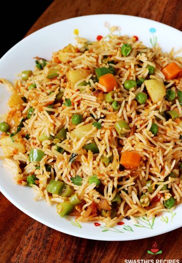 tawa pulao made with rice, vegetables and spices