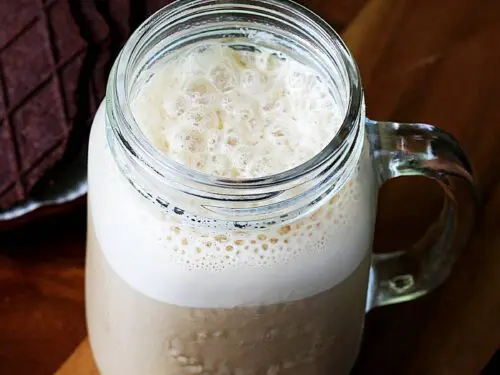 cold coffee served in a mason jar