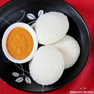 idli recipe made with fermented rice lentil batter
