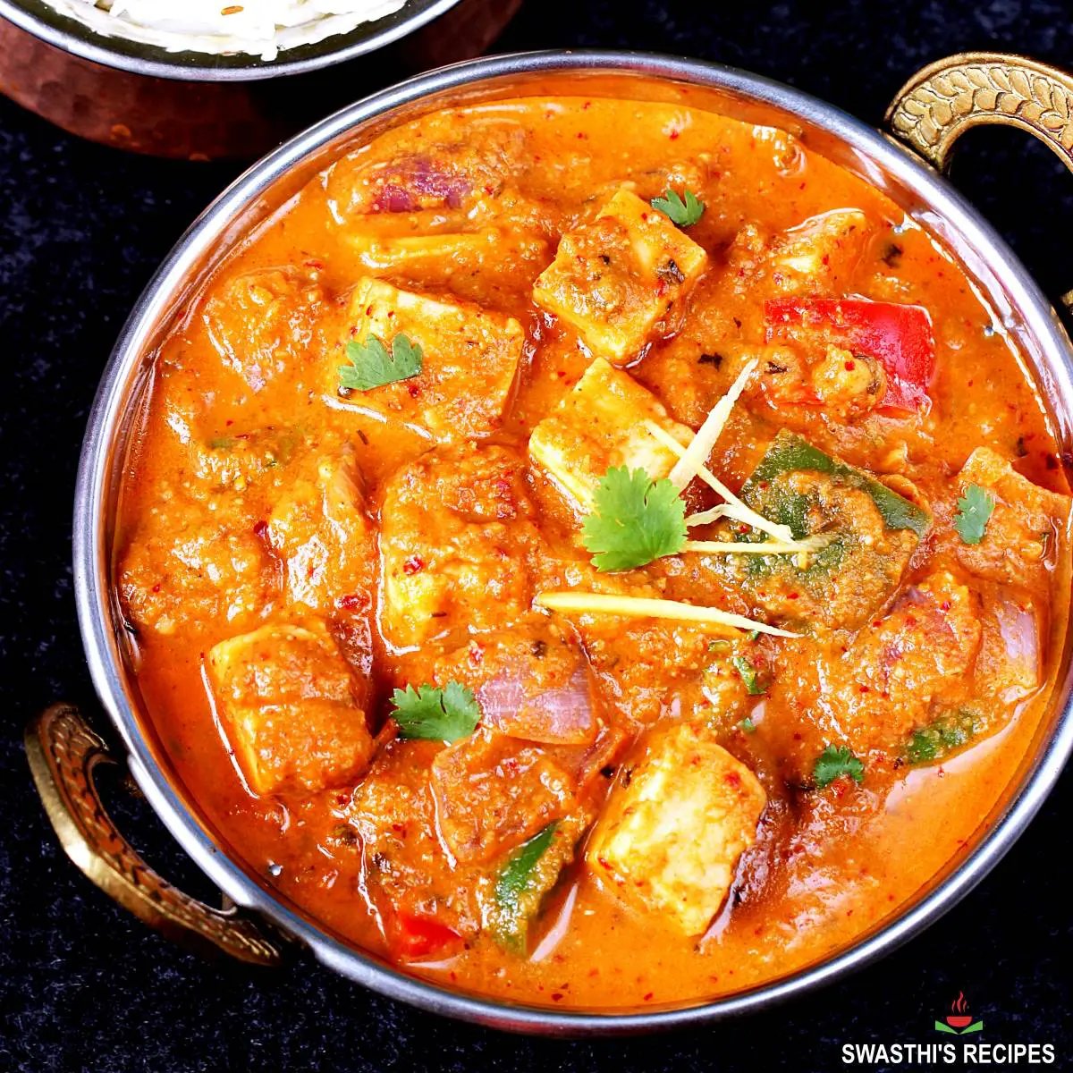 Kadai paneer recipe made with kadai masala, paneer, bell peppers and spices