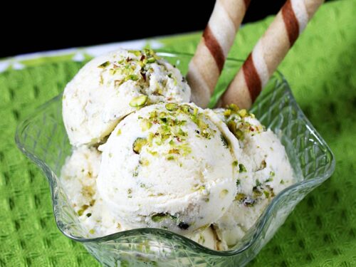 Pistachio ice cream