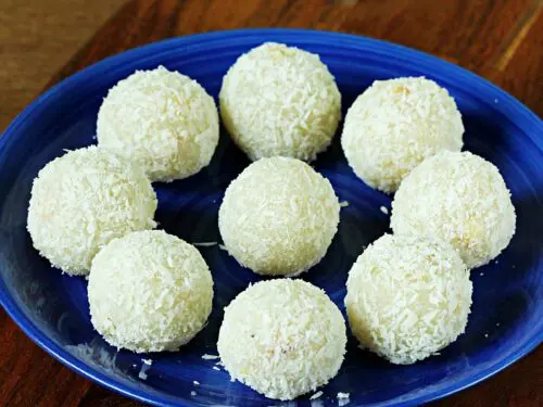 coconut ladoo made with coconut and sugar