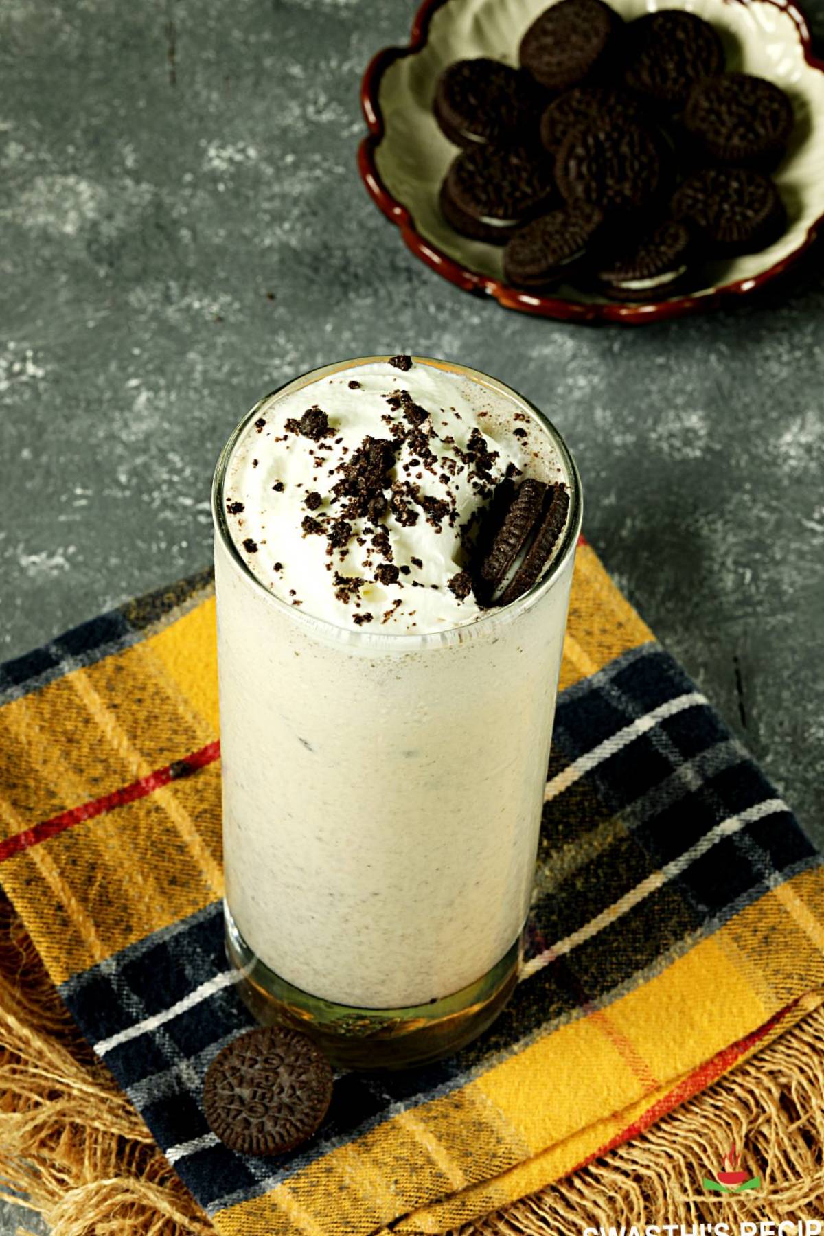 oreo milkshake made with vanilla ice cream