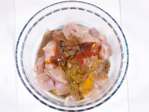 oil and lemon juice to chicken tikka marinade
