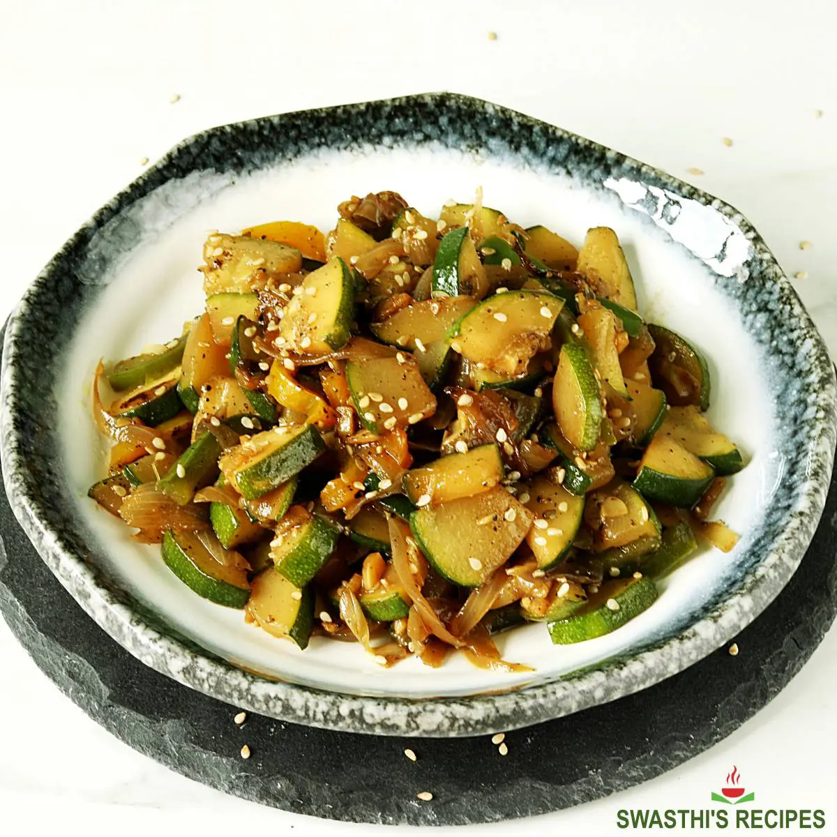 Zucchini stir fry recipe