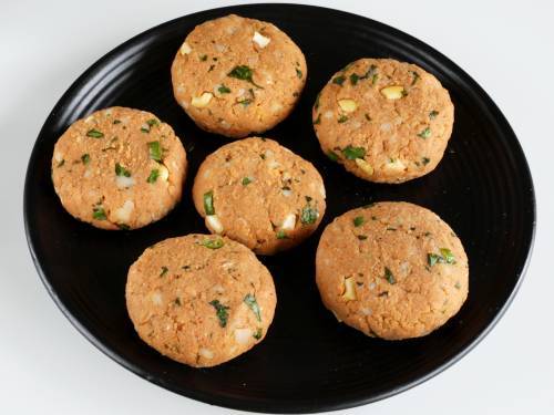 Aloo Tikki Recipe  Crispy Street Style    Swasthi s Recipes - 65