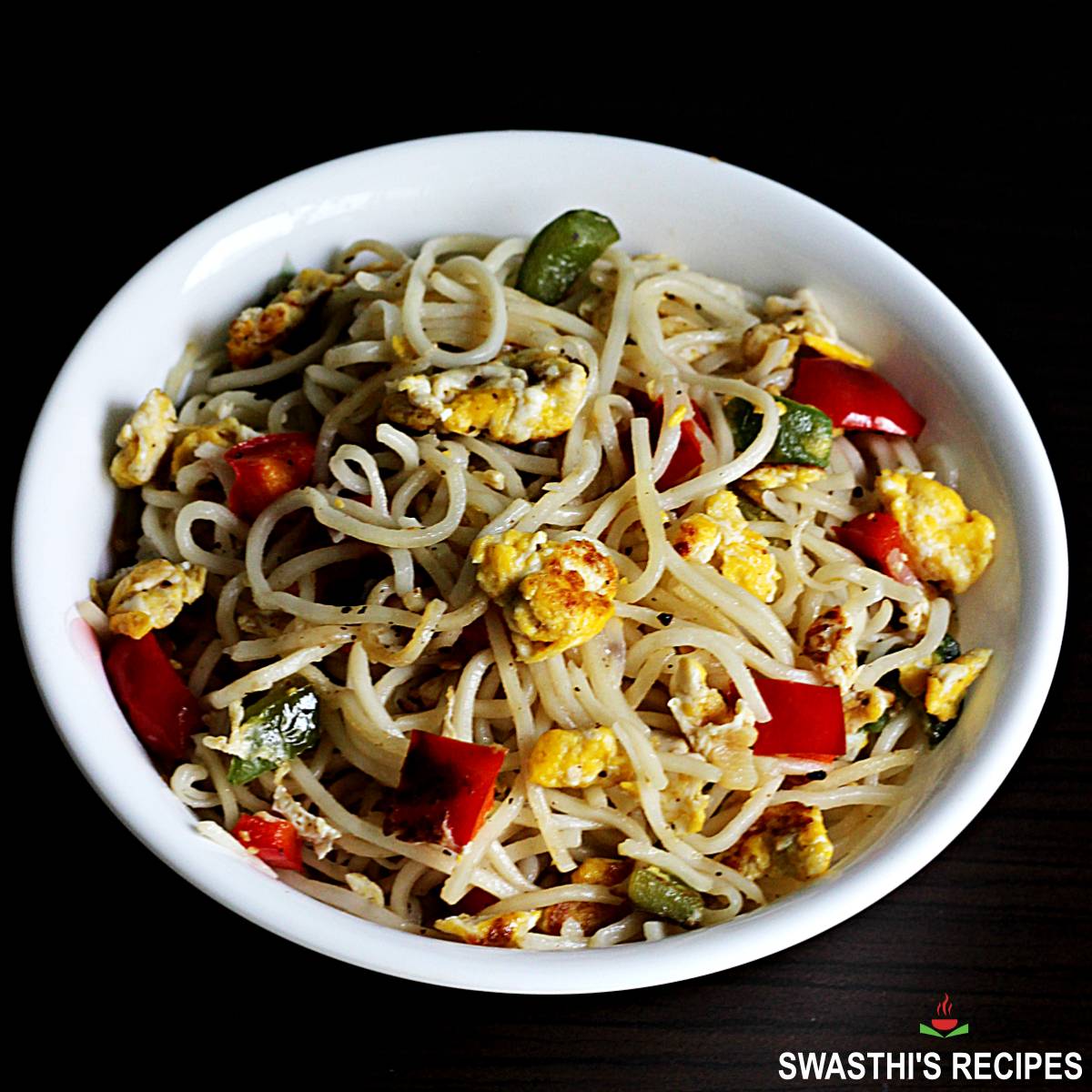 Egg Fried Noodles (Egg Hakka Noodles) - Swasthi's Recipes