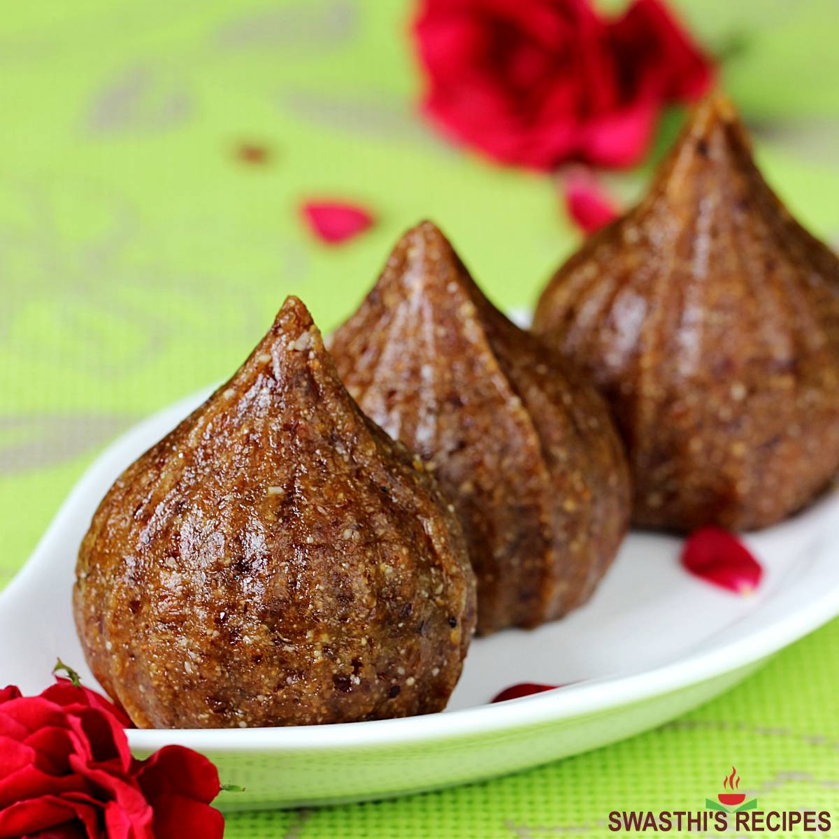 Chocolate Modak With Coconut Filling – Zanzaneet Kitchen