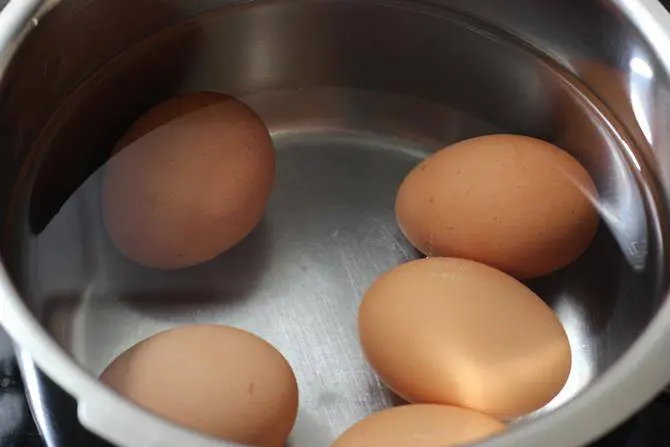 boiling eggs