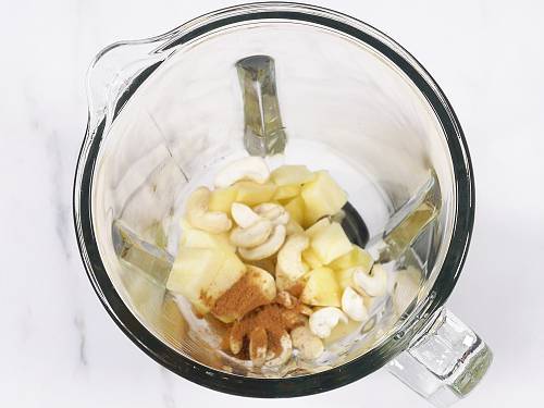 Apple Milkshake  Apple Shake    Swasthi s Recipes - 8
