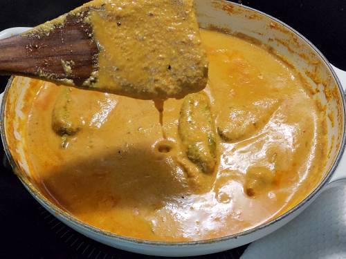 runny consistency of the salan