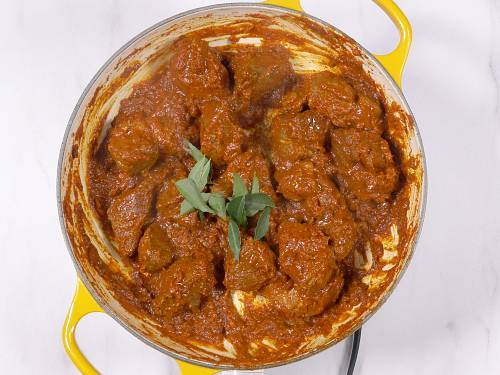 Lamb Vindaloo Recipe  Goat Vindaloo    Swasthi s Recipes - 46