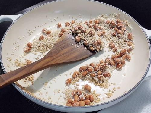 cooling the roasted ingredients