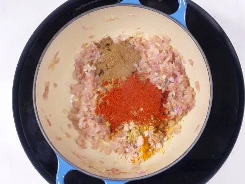 add ground spices