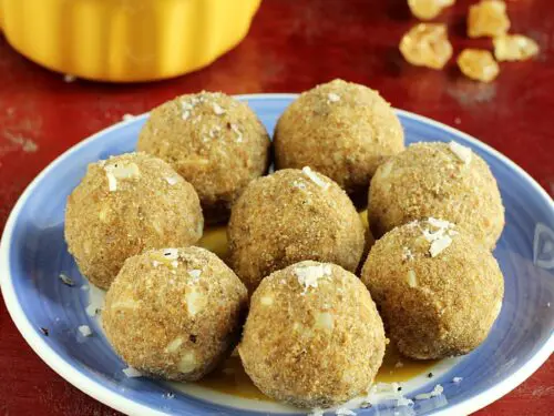 Gond ke Laddu