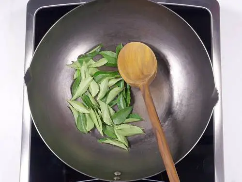 fresh curry leaves for idli podi