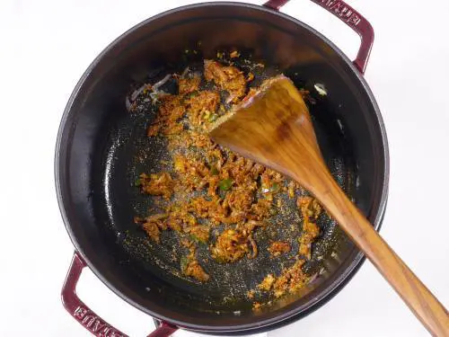 slow roasting ground spices for kadhi