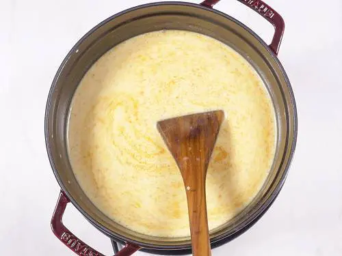 stir in the kadhi mixture