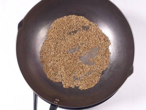 toasting cumin seeds