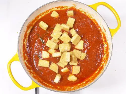 pan fried tofu in Indian masala