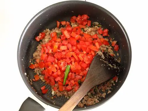 tomatoes to make eggplant potato curry