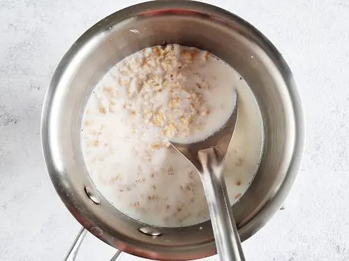 boil milk with oats