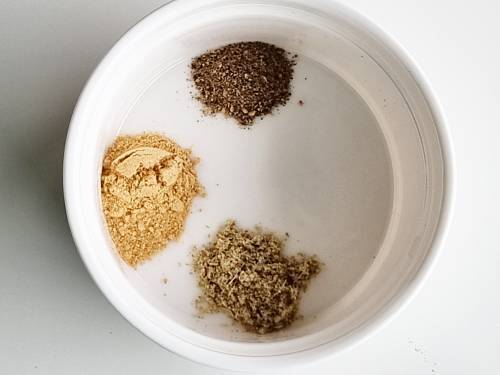dried ginger and other spices