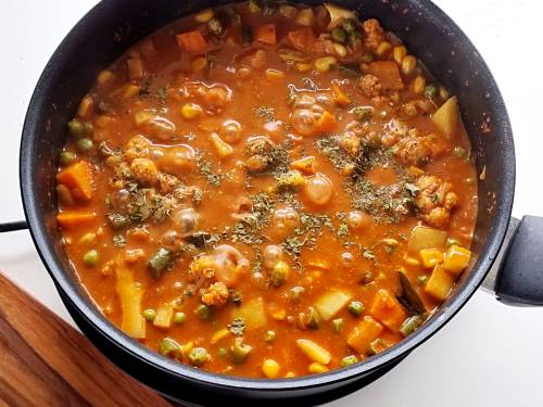 sprinkle kasuri methi