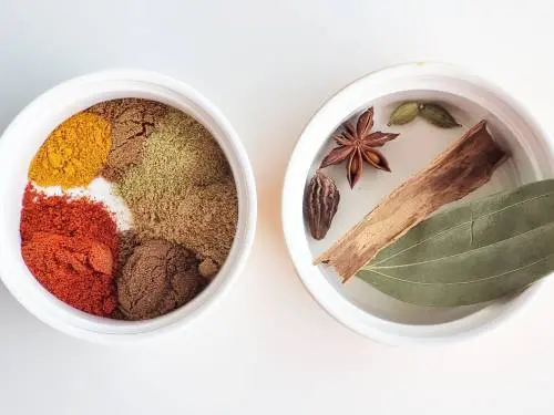 whole spices to make curry sauce