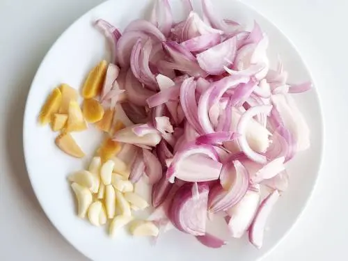 onions ginger garlic