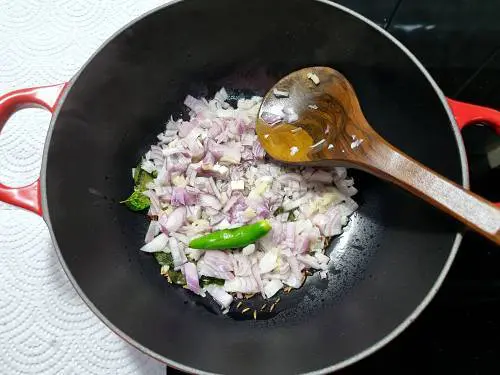 saute onions and chili