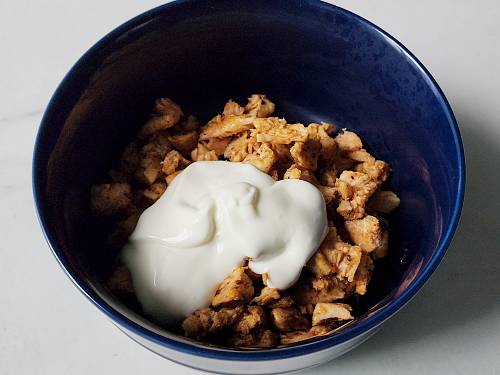 add mayonnaise to chicken