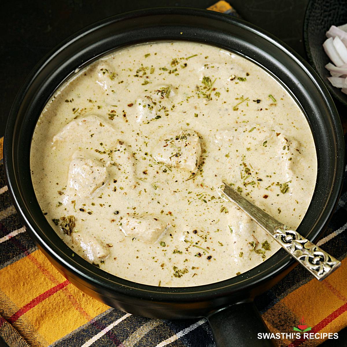 Malai Chicken Recipe (Creamy White Chicken Curry) - Swasthi's Recipes
