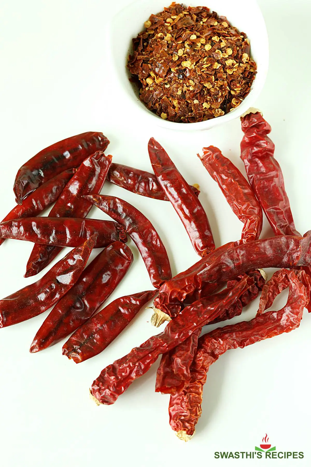 dried red chilies to make madras curry powder