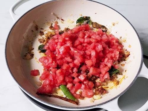 cook diced tomatoes