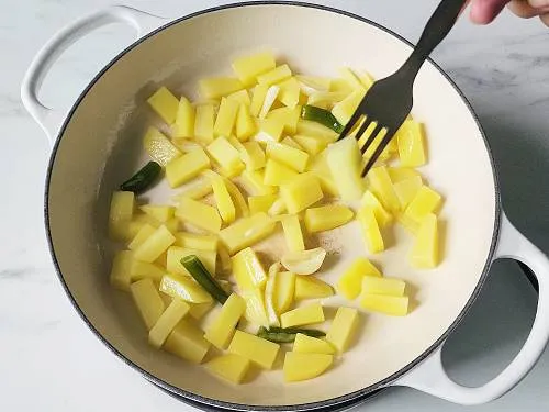 tender cooked potatoes