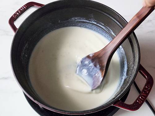 smooth white sauce for pasta