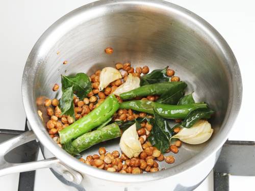 frying other ingredients for dosa chutney