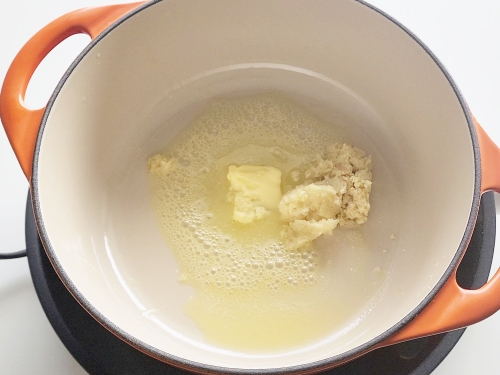 saute ginger garlic in butter