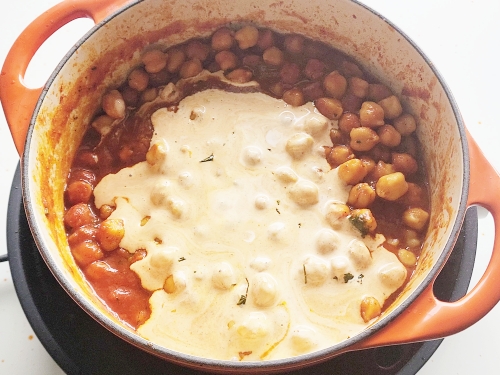 heavy cream and cashew cream in the pot