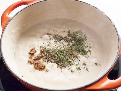 ground spices in malai curry