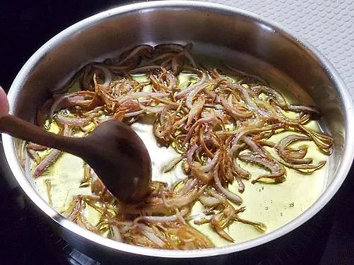 frying onions