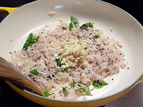 frying ginger garlic